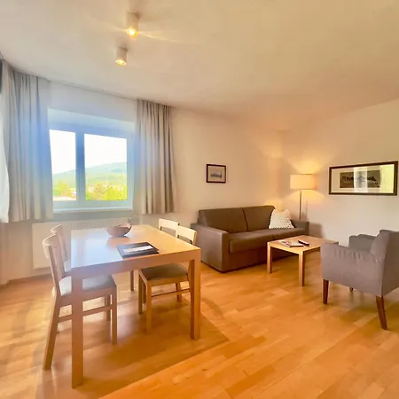 Отель Berghof 3*