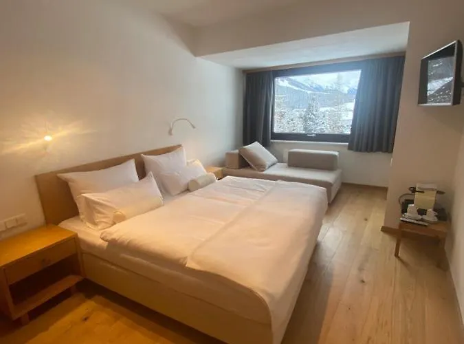 Отель Berghof 3*