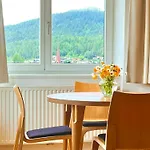 Berghof Szálloda Seefeld in Tirol